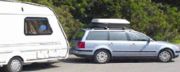 Auto mit Wohnwagen