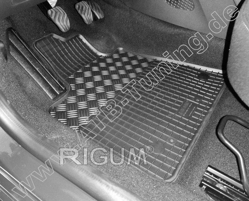 Dacia Logan III Fu�matten