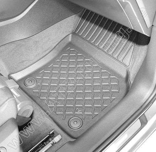 Audi Q3 (F3) Fu�matten