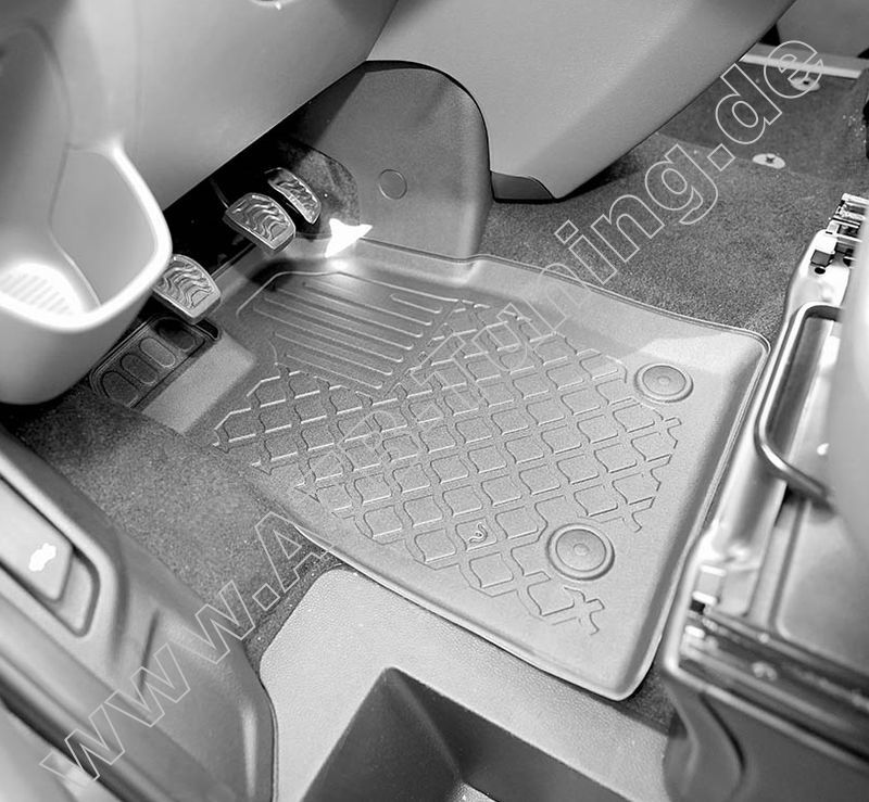 Ford (D) Tourneo Custom Fu�matten