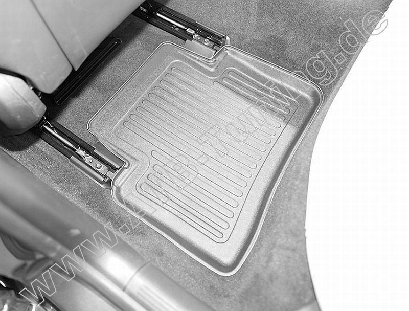 Mercedes C-Klasse (206) Fu�matten