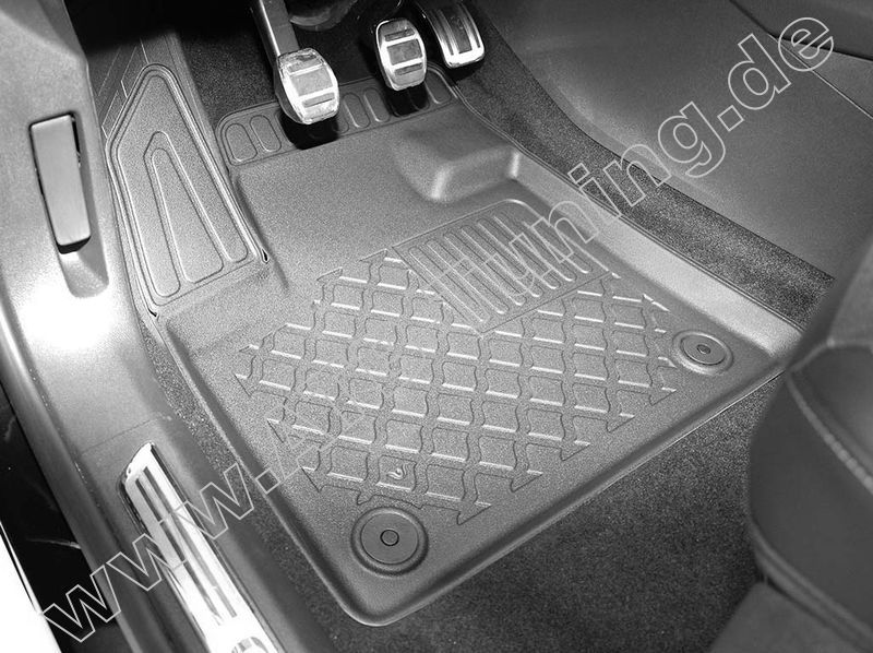 Peugeot 3008 II Hybrid (M) Fumatten