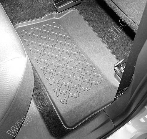 Toyota Auris II (E18) Fu�matten