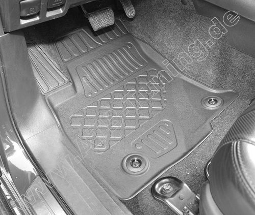 Toyota HiLux Fu�matten