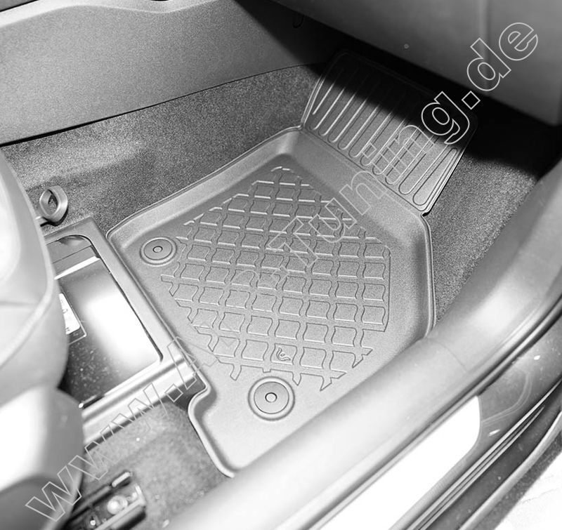 VW Golf VIII Limousine Hybrid Fu�matten